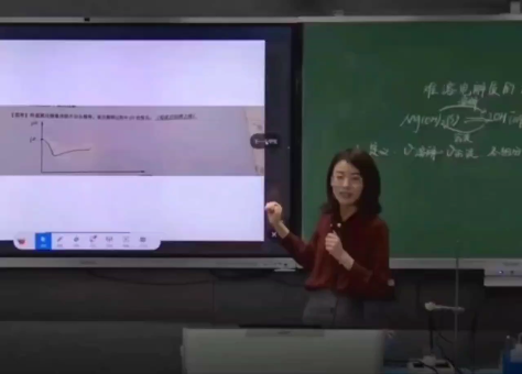 Lộ clip cô giáo địt nhau với học sinh của mình bên Trung